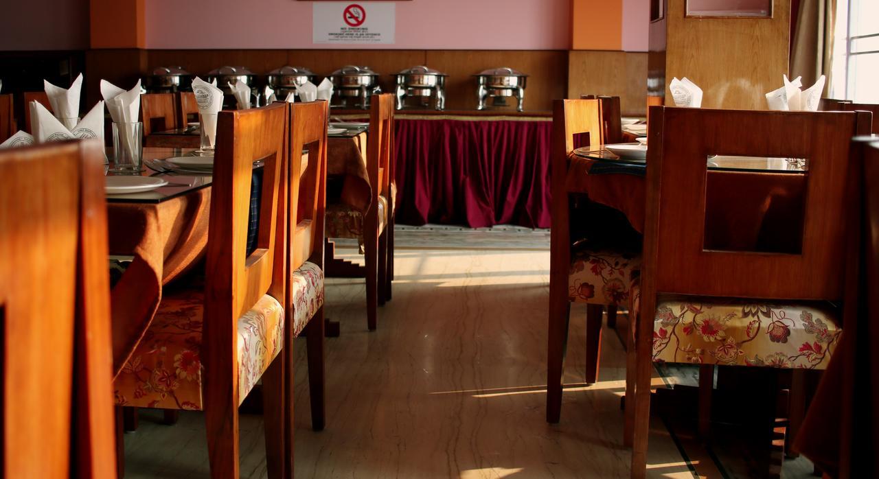 Hotel Jain Group Sikkim Continental Gangtok Zewnętrze zdjęcie