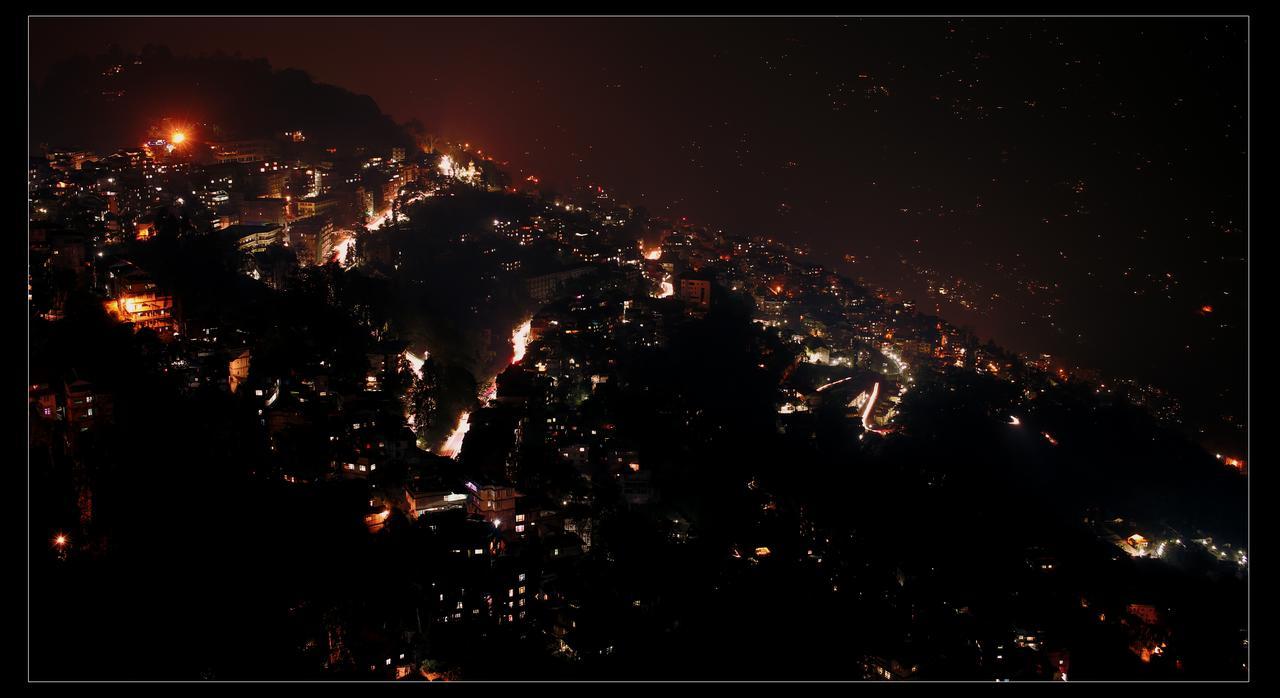 Hotel Jain Group Sikkim Continental Gangtok Zewnętrze zdjęcie